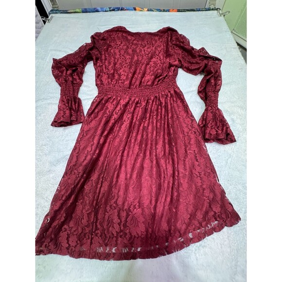 EUC beautiful Lace Disney Princess Burgundy dress Xl‎ Adult Maroon Captain Hook - Picture 7 of 14
